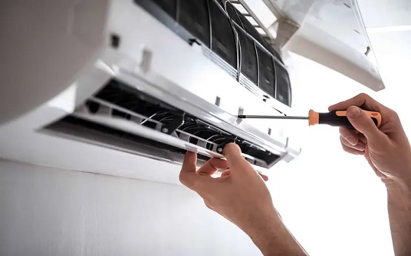 Kiểm tra, vệ sinh và bảo dưỡng định kỳ giúp tăng tuổi thọ máy lạnh