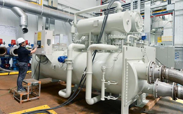 Hệ thống hơi nước Chiller phù hợp với các nhà xưởng có quy mô rất lớn