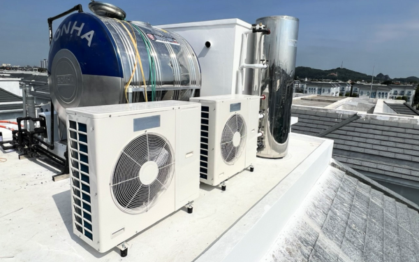Hệ thống nước nóng trung tâm cho hồ bơi 4 mùa