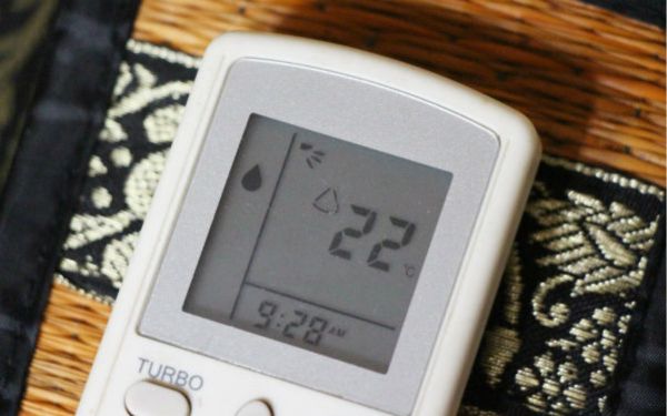 Biểu tượng giọt nước trên remote máy lạnh