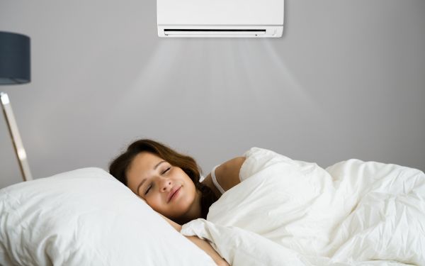 Chế độ ngủ đêm giúp giảm tối đa chế độ ồn của quạt trong phòng ngủ