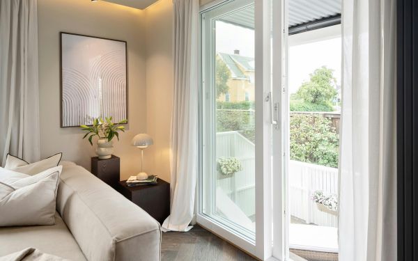 Rèm cửa vừa trang trí, vừa giúp giữ nhiệt, tránh thất thoát hơi lạnh