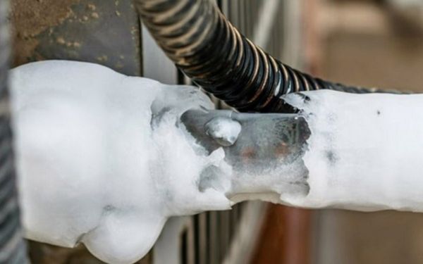 Đóng tuyết ở đường ống dẫn gas